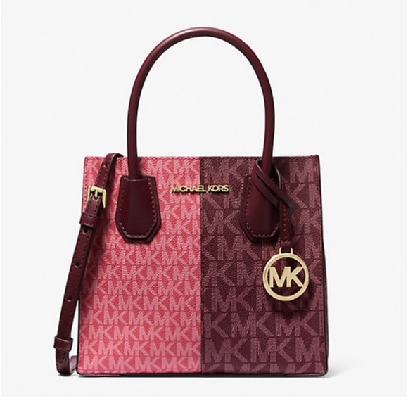 Michael Kors Mercer
Medium Two-Tone Logo
Crossbody Bag - Picture 12 of 14